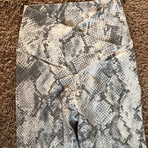 Aerie crossover leggings